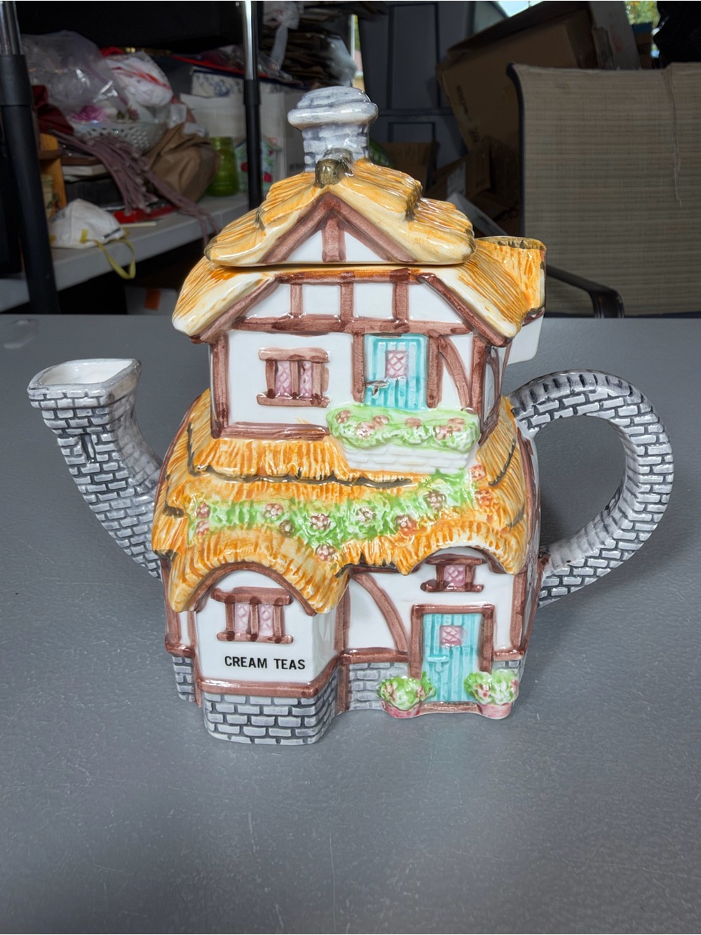 Leonardo Cream Teas Cottage Decorative Teapot Thatched Roof Miniature